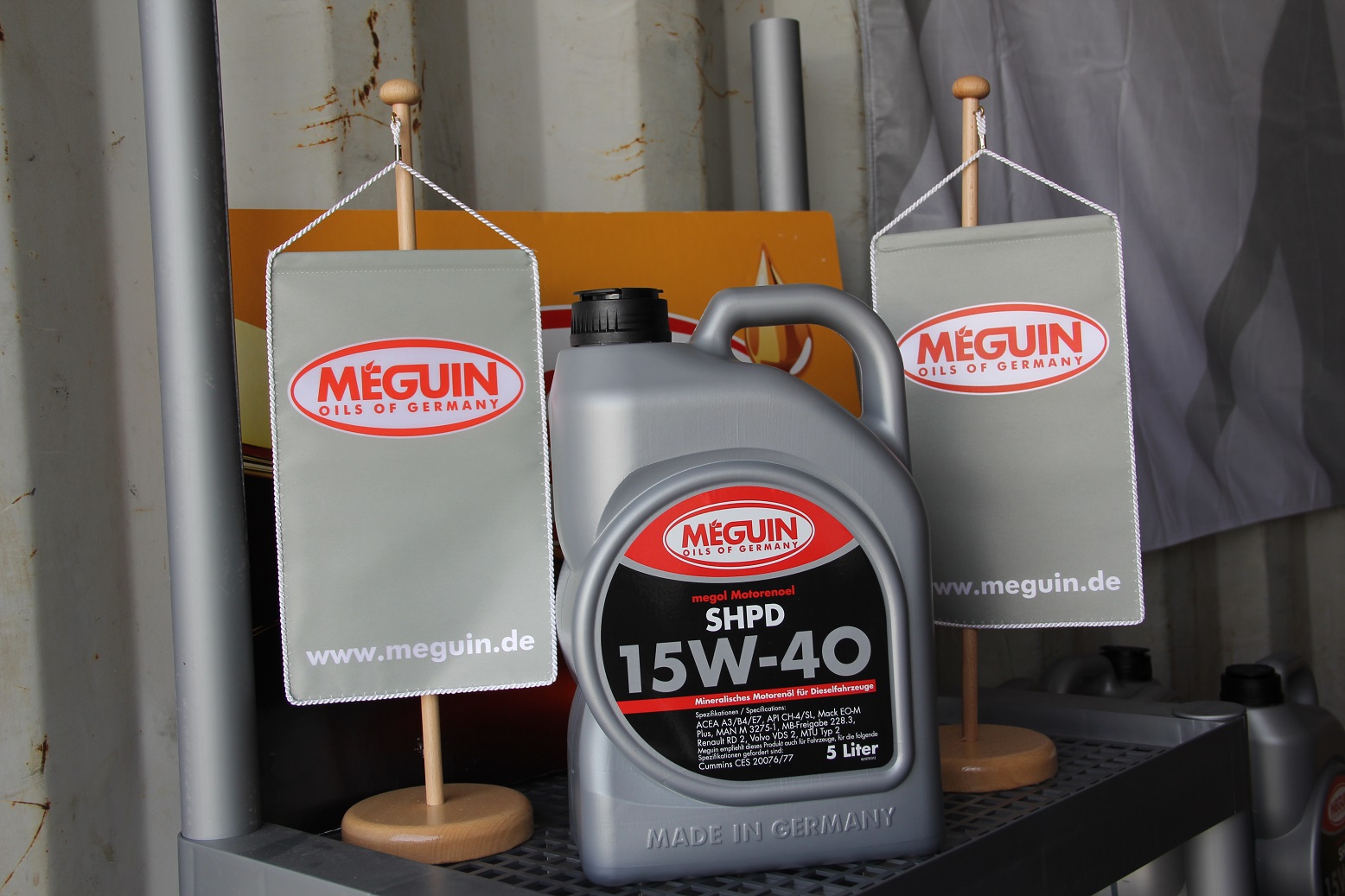 MEGUIN OIL https://www.younesshakib.com/fa/wp-content/uploads/2018/02/4-5.jpg